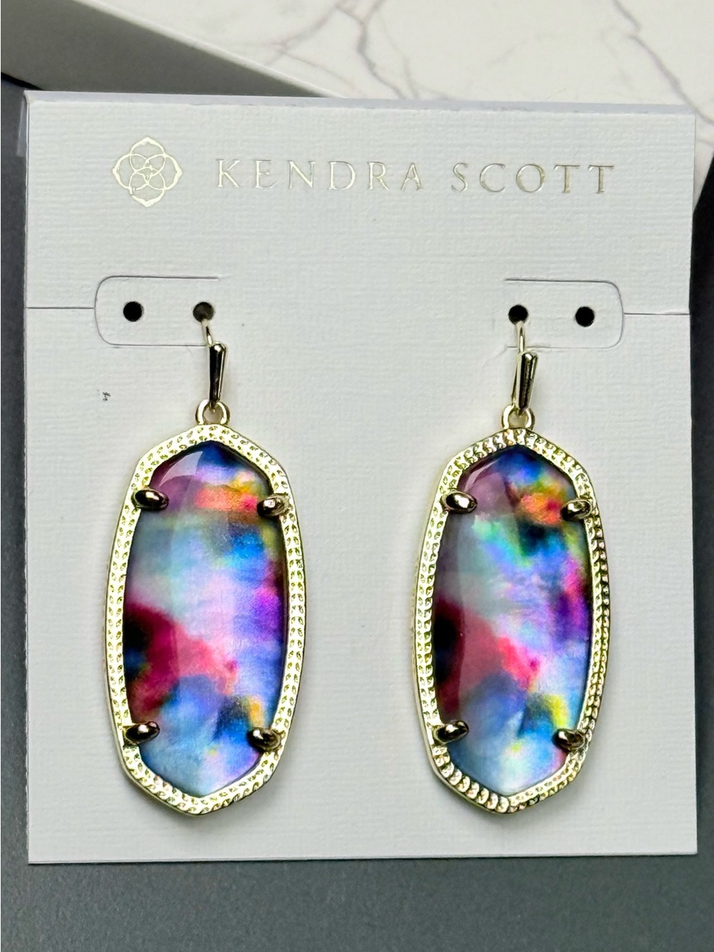 Kendra Scott Elle Gold Earrings in Tie Dye Illusion
